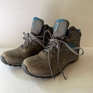 Timberland Women’s Gray and Blue Boots Size 8